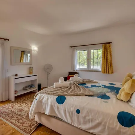 Casa Tambeim * Montinhos da Luz