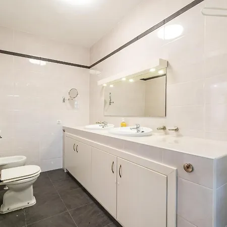 Casa Tambeim וילה Montinhos da Luz